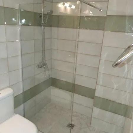 شقة فندقية Esperos 2*