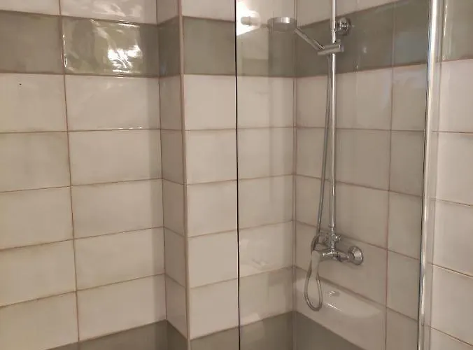 Esperos 2* טרולוס