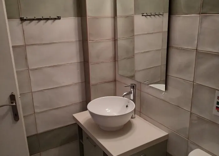 Esperos 2* טרולוס