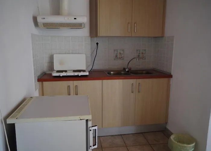 Esperos מלון דירות