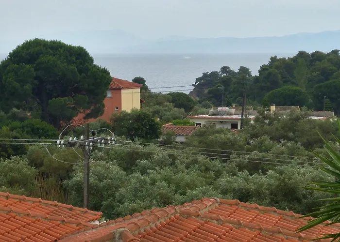 מלון דירות Esperos 2*