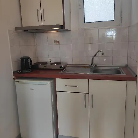 Ξενοδοχείο με διαμερίσματα Esperos 2*